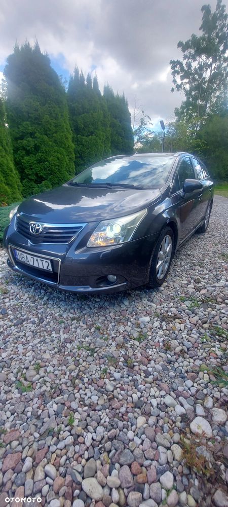 Toyota Avensis 2.0 D-4D Combi - 1