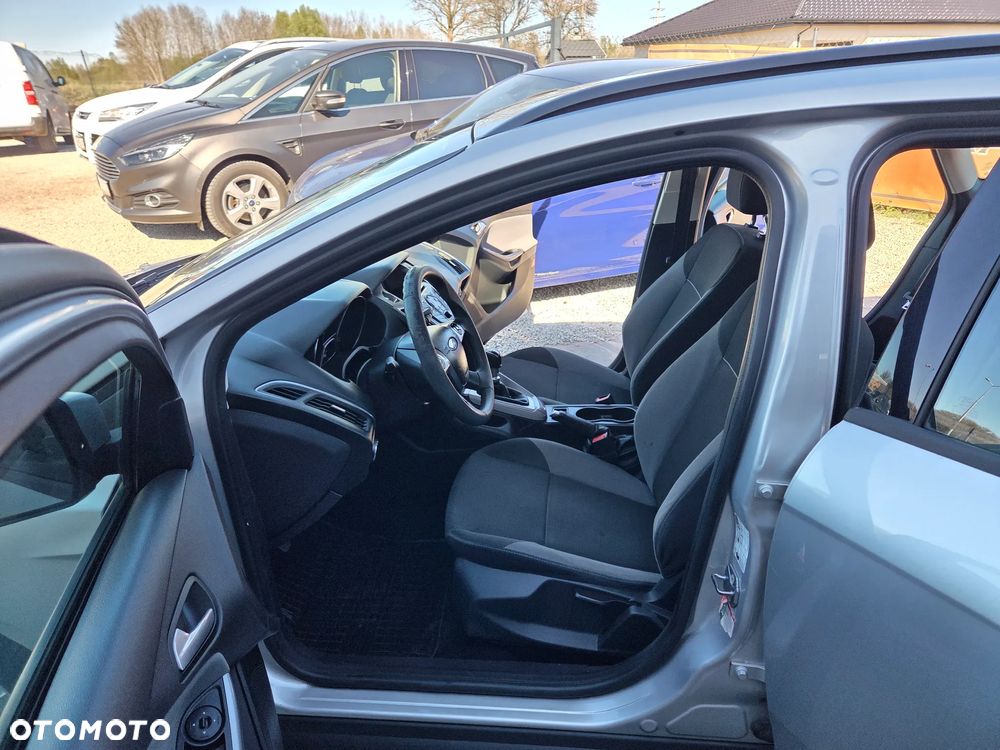 Ford Focus 1.6 TDCi DPF Start-Stopp-System SYNC Edition - 13