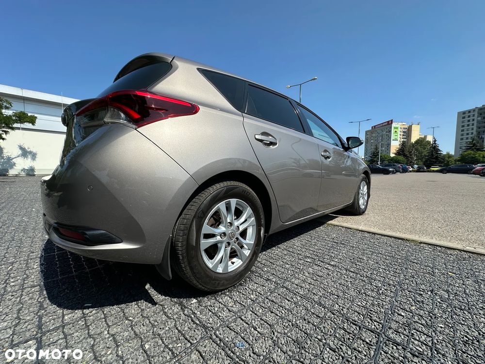 Toyota Auris 1.33 VVT-i Life Comfort - 4