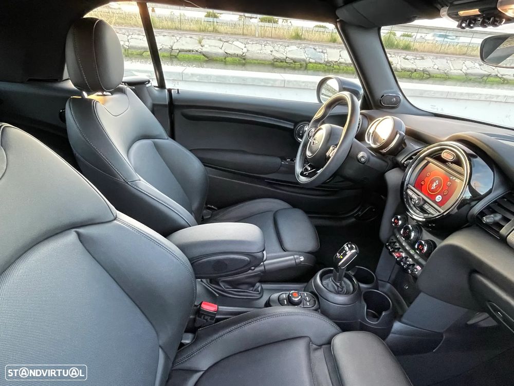 MINI Cabrio Cooper Auto. - 44