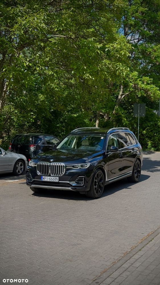 BMW X7 xDrive40i - 23
