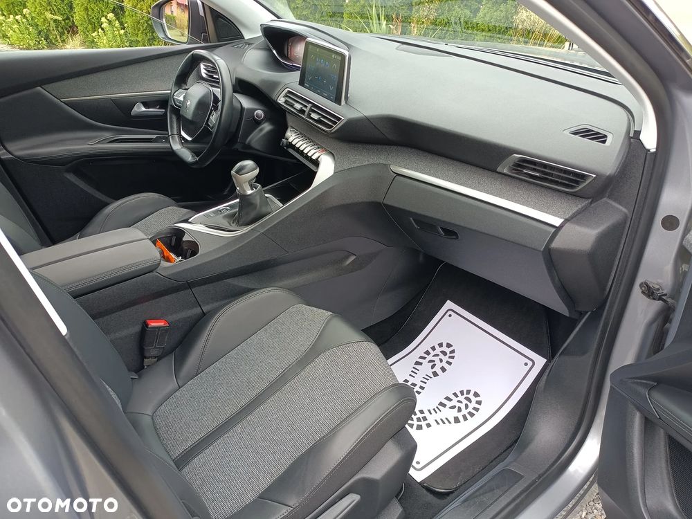 Peugeot 3008 PureTech 130 Stop & Start Allure - 23