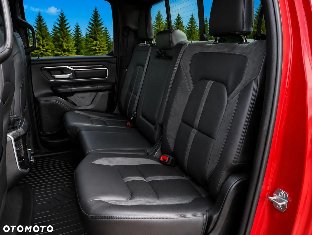RAM 1500 Quad Cab Laramie - 16