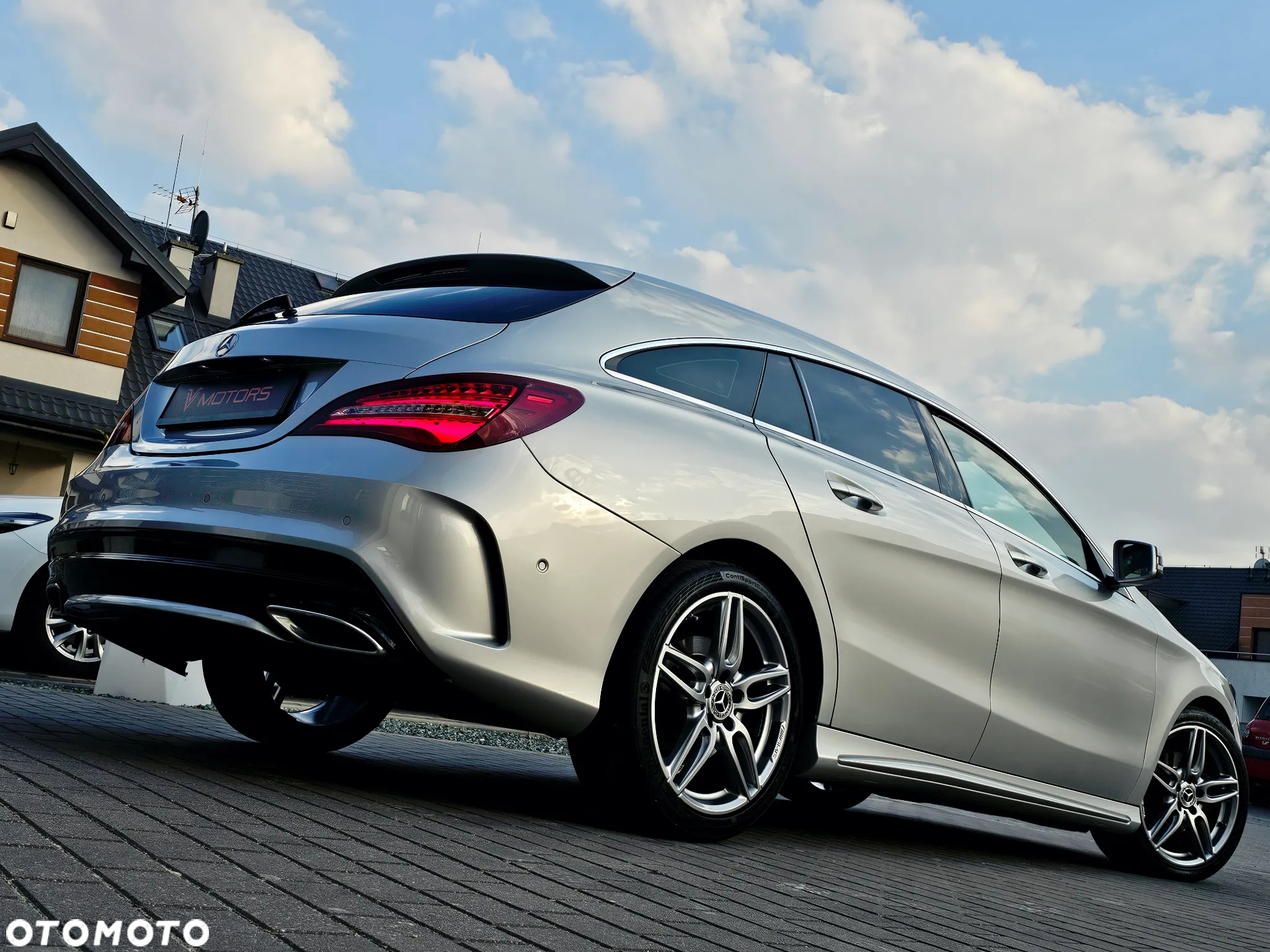 Mercedes-Benz CLA Shooting Brake 180 d 7G-DCT AMG Line - 38