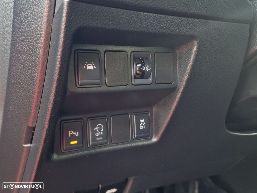 Nissan Qashqai 1.5 dCi N-Connecta - 20