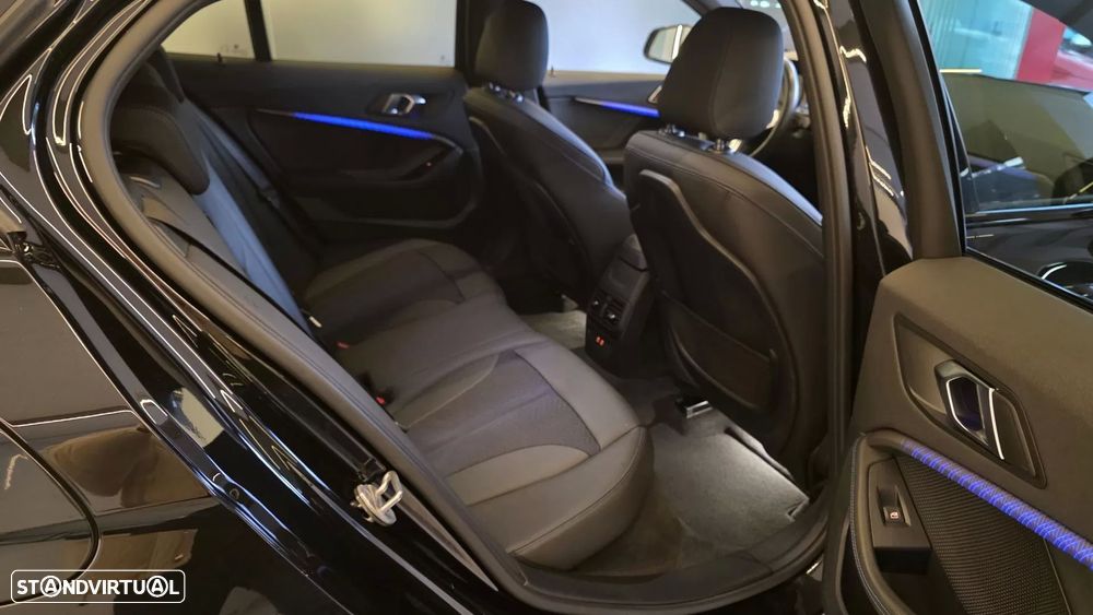 BMW 116 d Pack Desportivo M Auto - 45