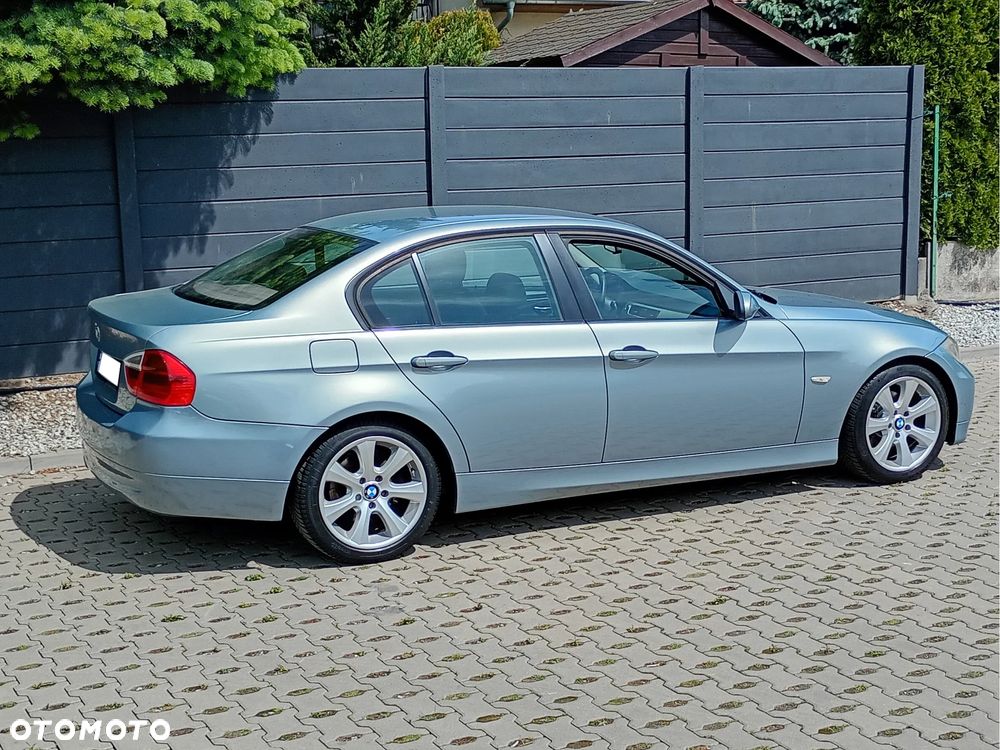 BMW Seria 3 320d DPF Edition Fleet Exclusive - 36