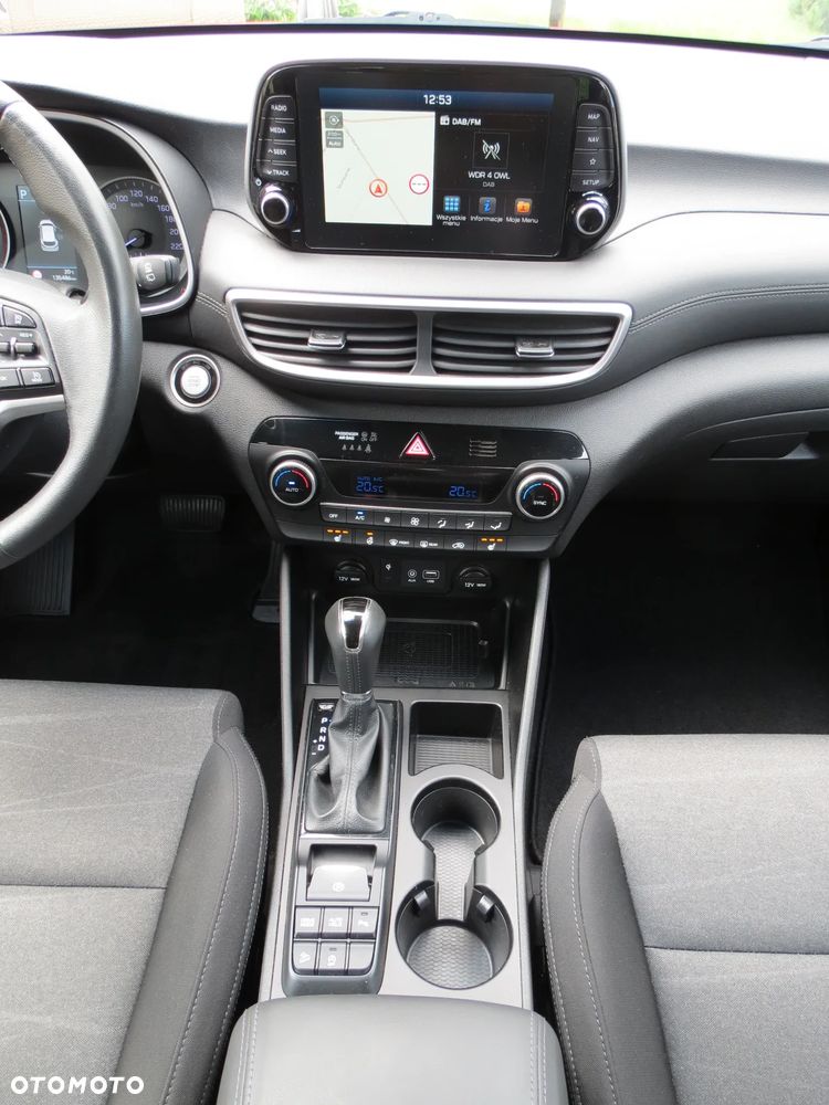 Hyundai Tucson 2.0 CRDi 4WD Automatik Style - 29