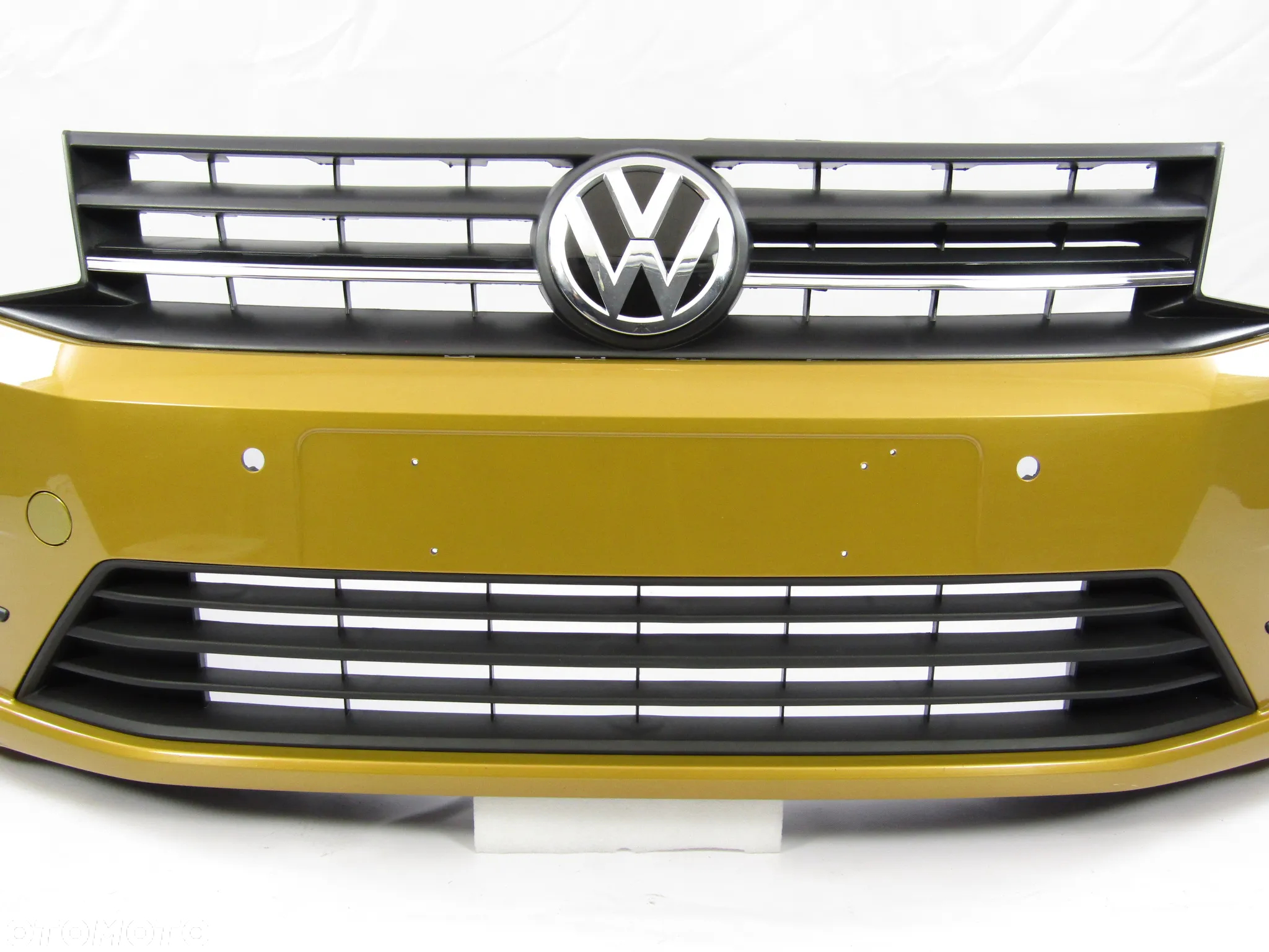 Zderzak przedni VW Caddy LIfe 15 - 20 Sprysk. / Pdc-6 Lakier LR1X - 7