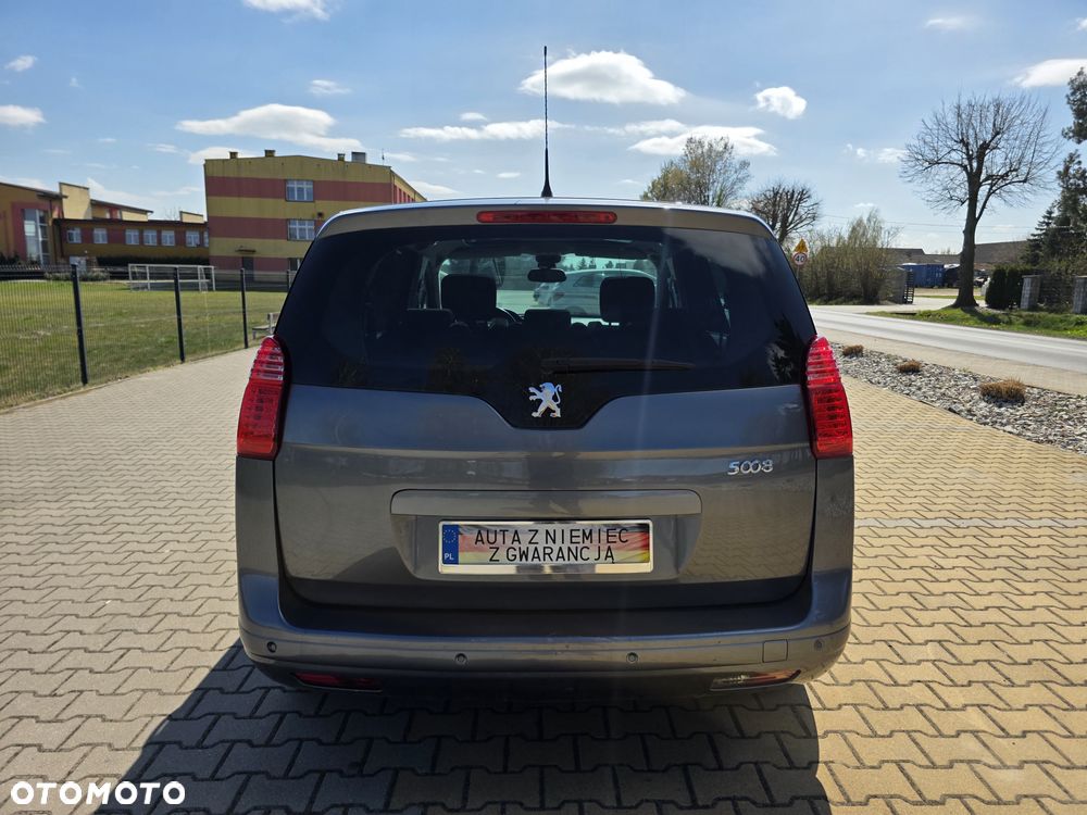 Peugeot 5008 1.6 HDi Active 7os - 8
