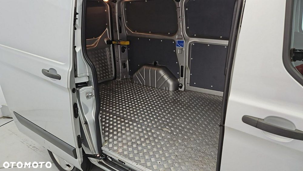 Ford Transit Custom - 21