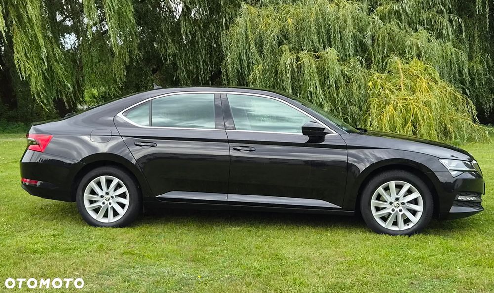 Skoda Superb 2.0 TDI SCR Ambition DSG - 6