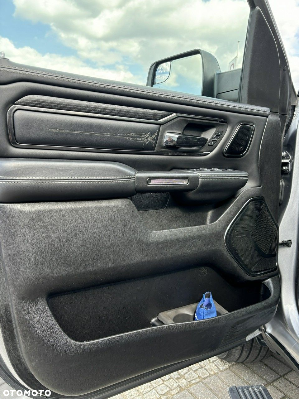 RAM 1500 - 10