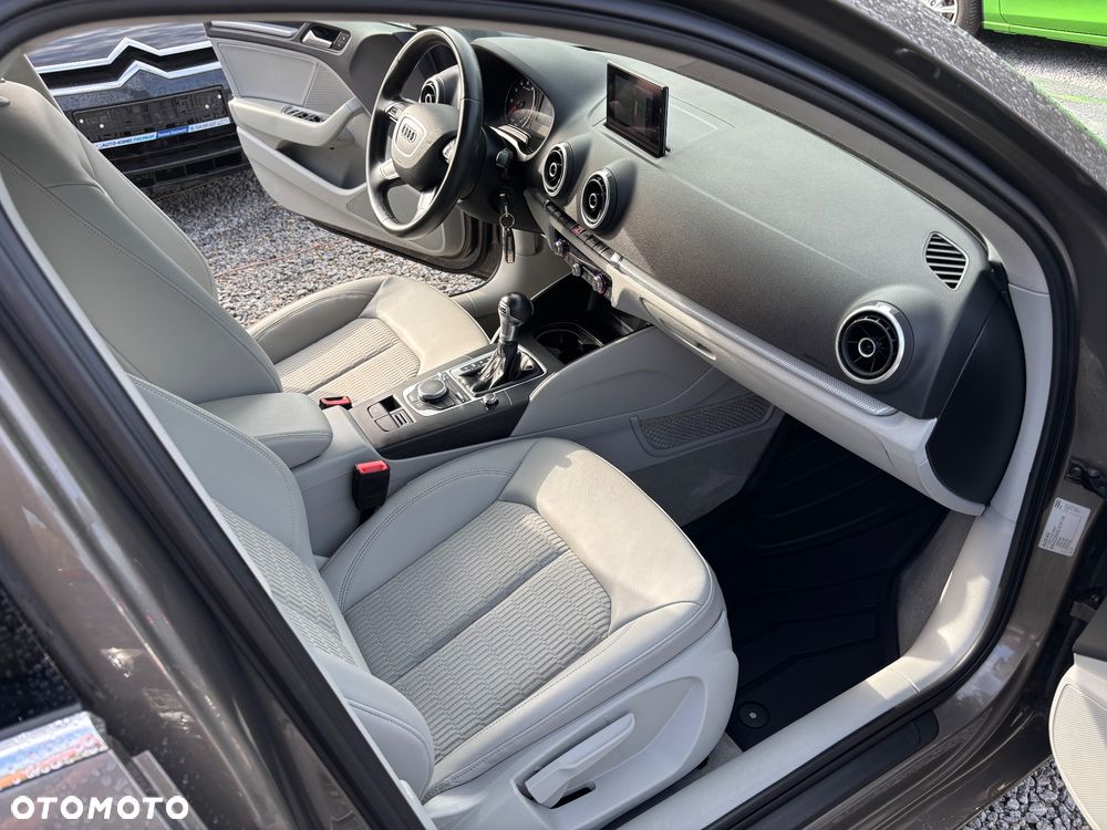 Audi A3 Limousine 1.4 TFSI CoD ultra Attraction S tronic - 31