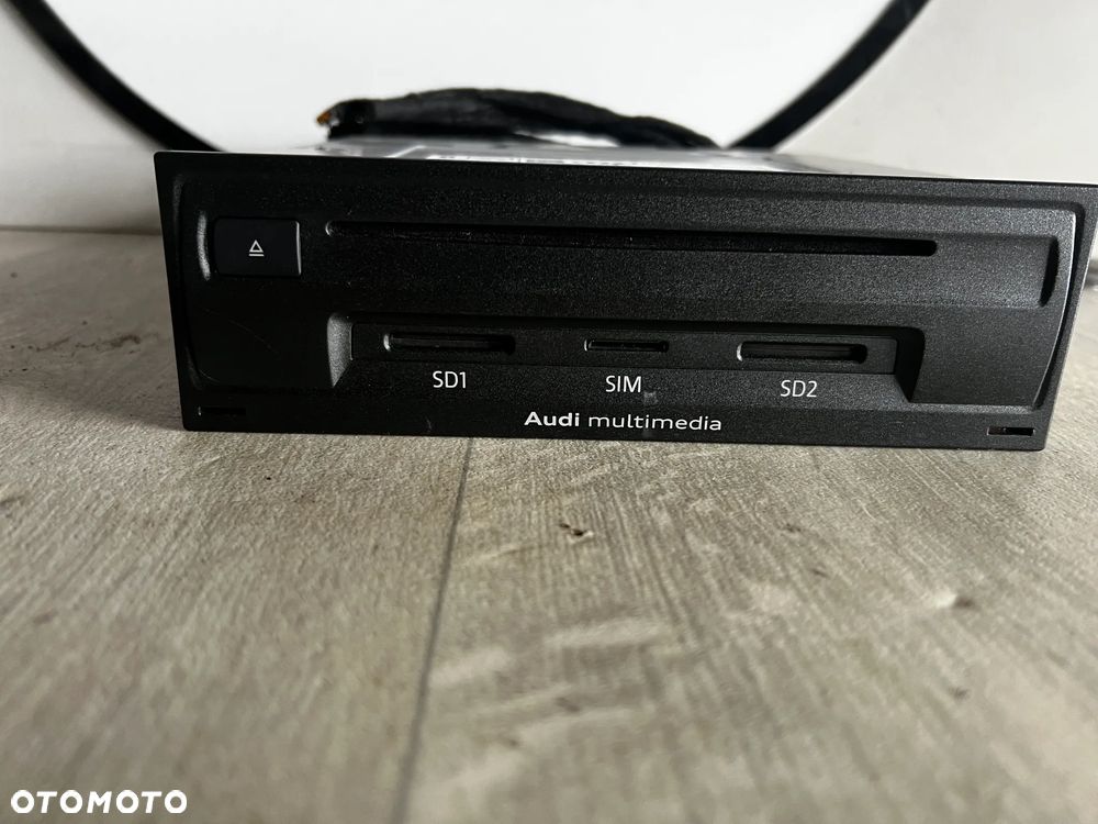CZYTNIK 2X KART SD SIM NAVI NAWIGACJI MMI MULTIMEDIA AUDI A3 8V 81A035192B - 1