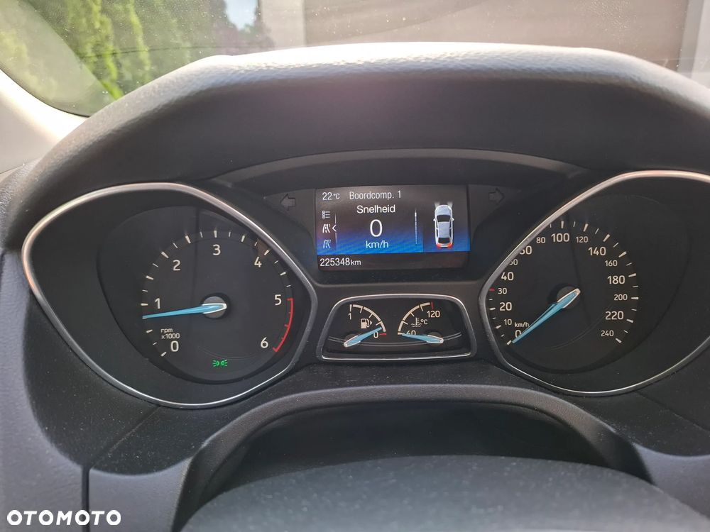 Ford Focus 1.5 TDCi DPF Start-Stopp-System Business - 16