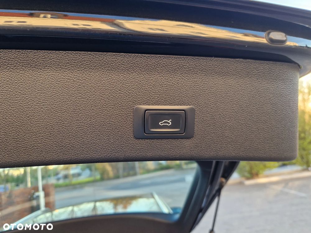 Audi A4 Avant 2.0 TDI DPF multitronic Attraction - 13