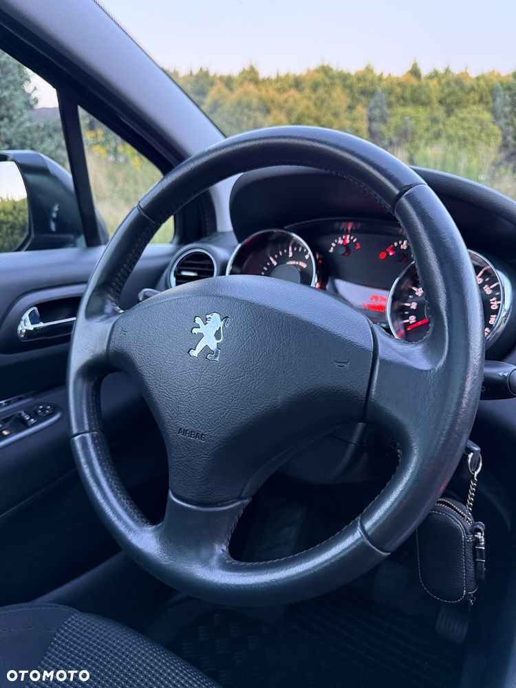 Peugeot 5008 155 THP Premium - 36
