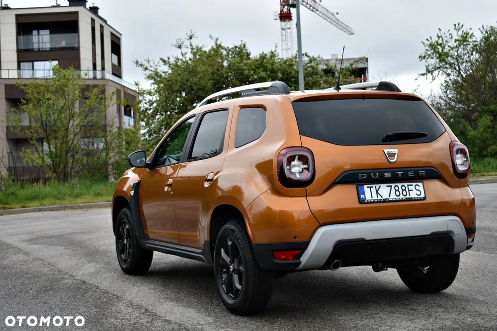 Dacia Duster 1.0 TCe SL Celebration - 9