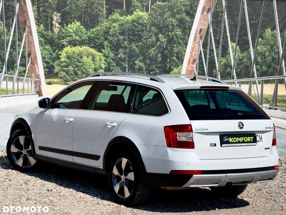 Skoda Octavia 2.0 TDI 4x4 DSG Scout - 12