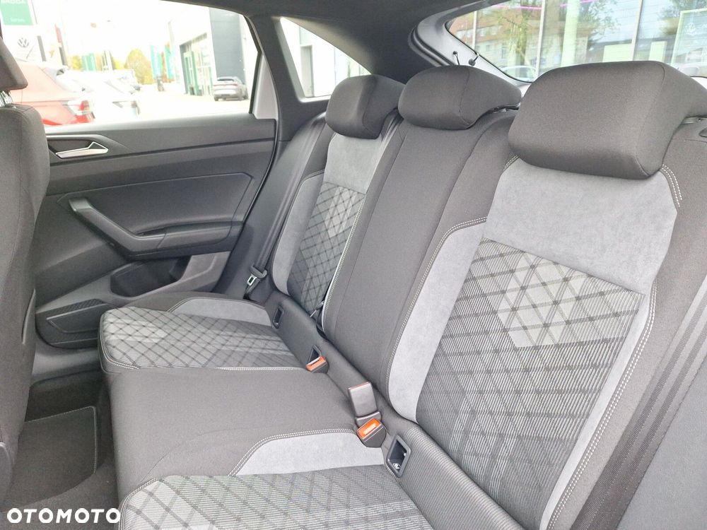 Volkswagen Taigo - 16