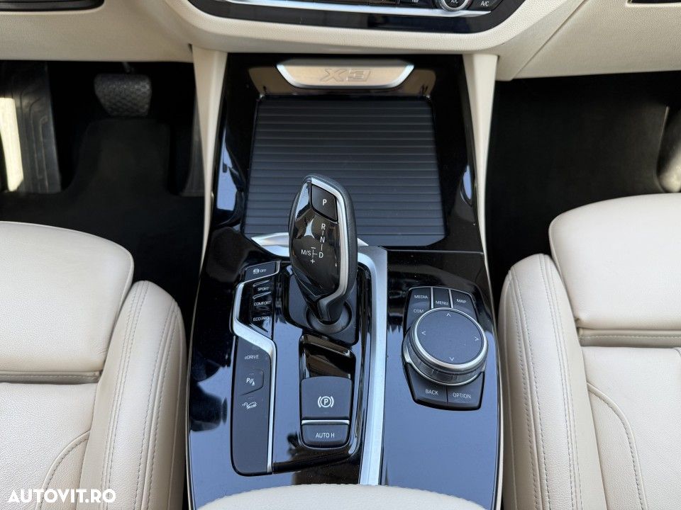 BMW X3 xDrive30e AT PHEV - 25
