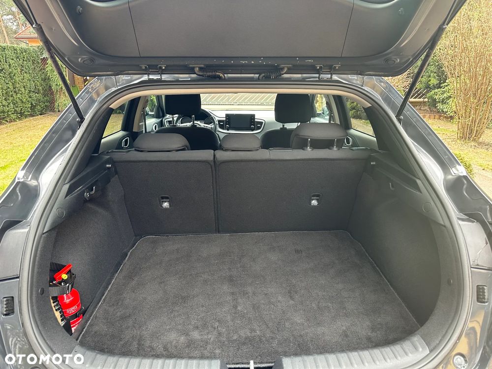 Kia XCeed 1.5 T-GDI M - 11