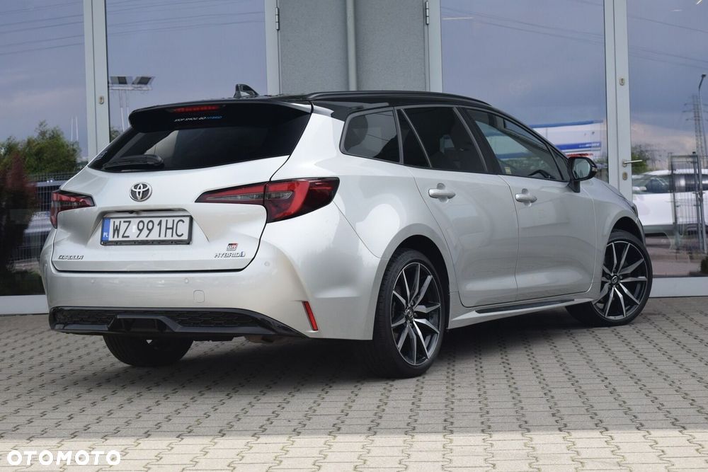 Toyota Corolla 2.0 Hybrid GR Sport Dynamic - 10