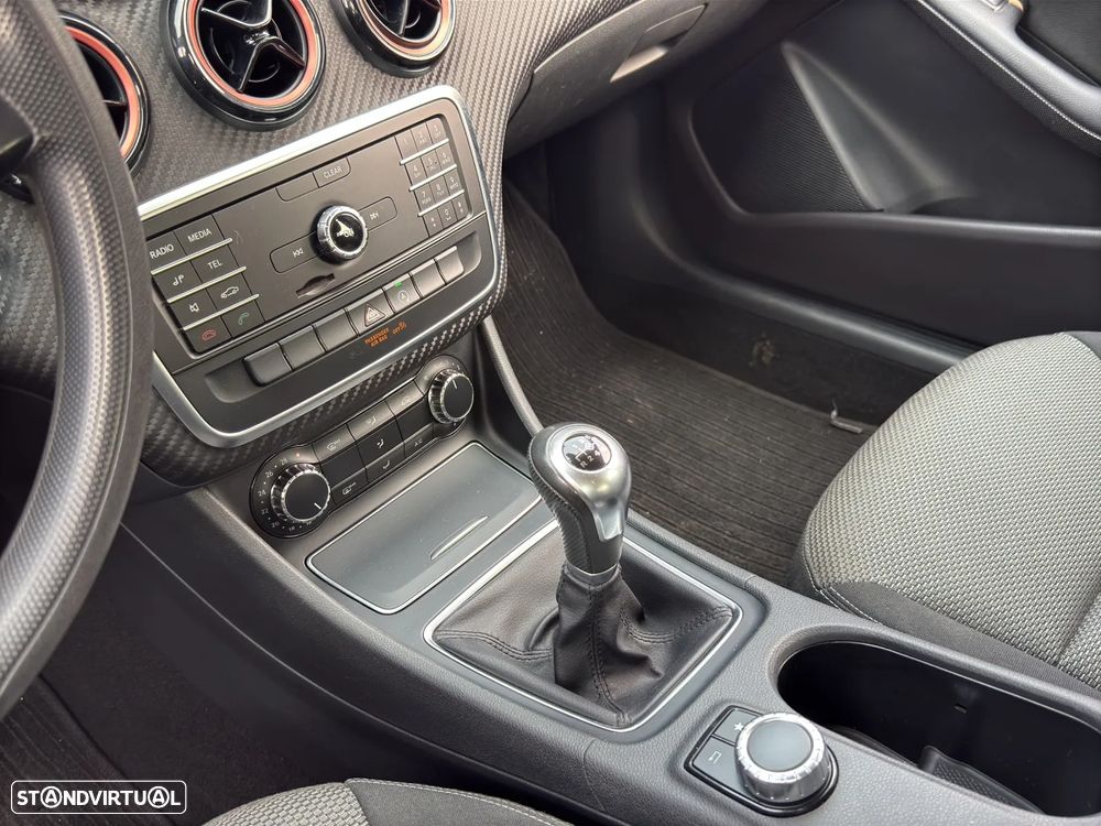 Mercedes-Benz GLA 180 (CDI) d - 11