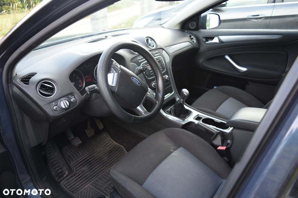 Ford Mondeo - 18