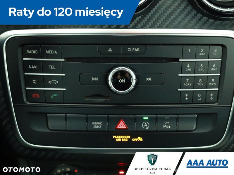 Mercedes-Benz GLA - 16