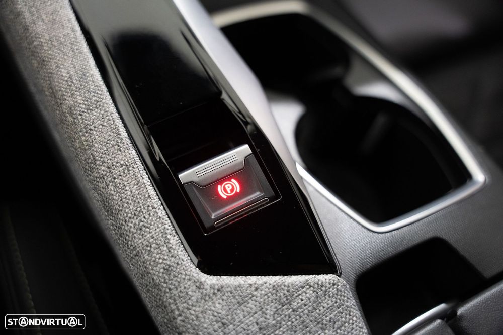 Peugeot 3008 1.2 Hybrid GT e-DCS6 - 20
