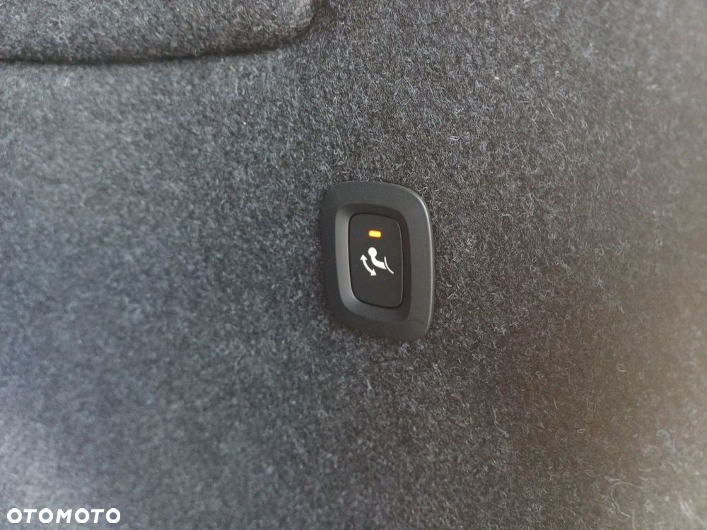 Volvo XC 40 - 19