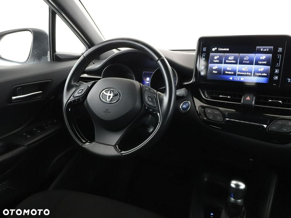 Toyota C-HR Flow - 17