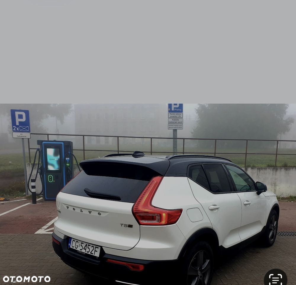 Volvo XC 40 T5 Plug-In Hybrid R-Design - 4