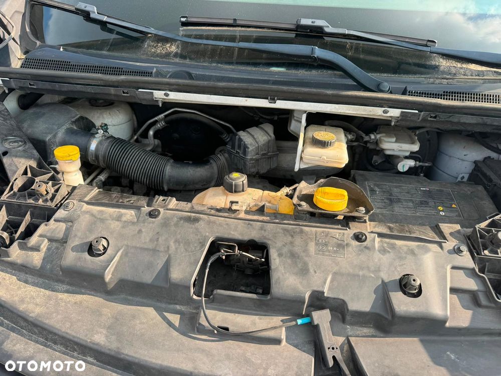 Renault TRAFIC - 8