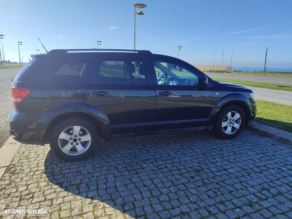 Fiat Freemont 2.0 M-Jet Urban - 12