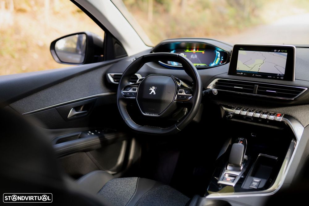 Peugeot 3008 1.6 Hybrid Allure e-EAT8 - 53