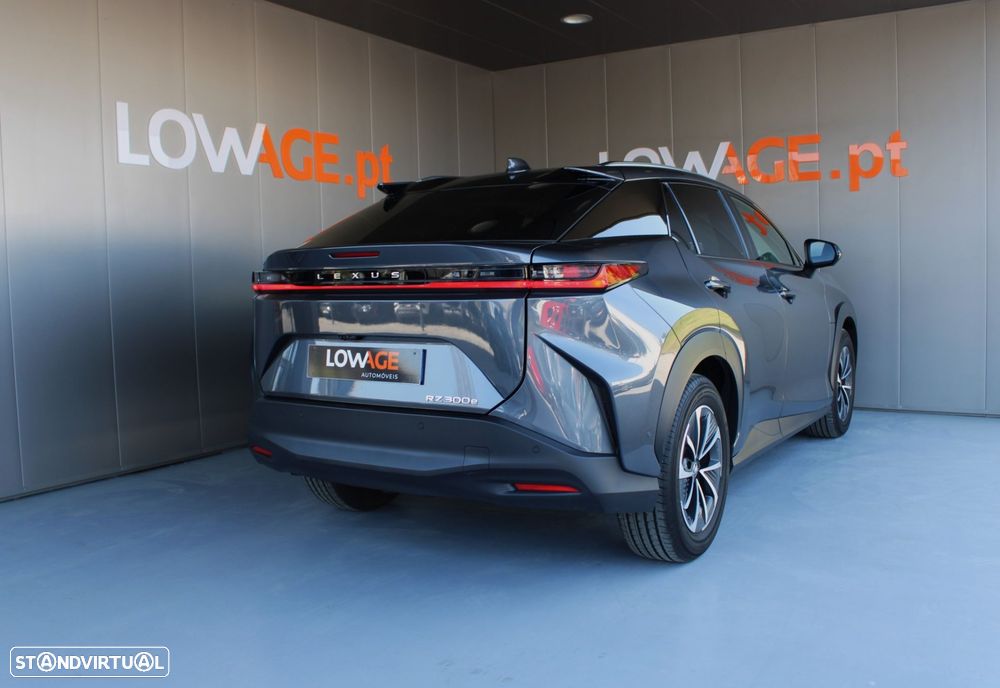 Lexus rz-300e Premium - 20