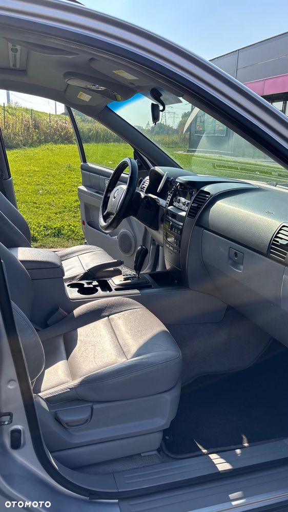 Kia Sorento - 12