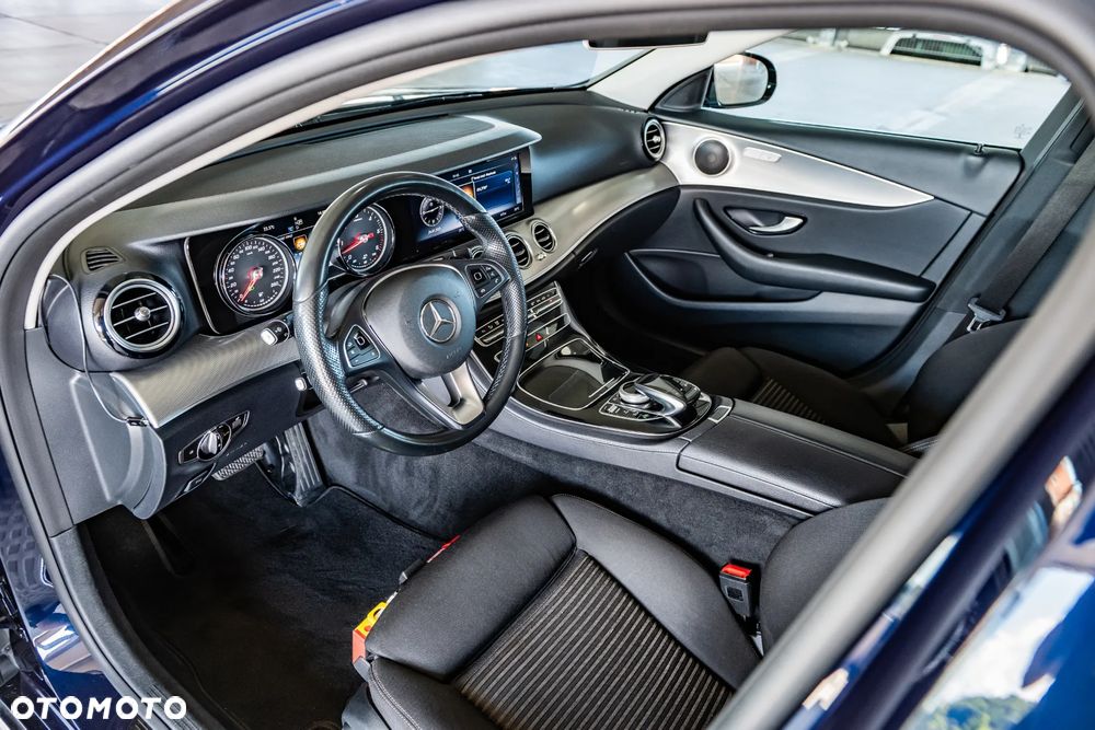 Mercedes-Benz Klasa E 350 BlueTEC 9G-TRONIC Avantgarde - 2