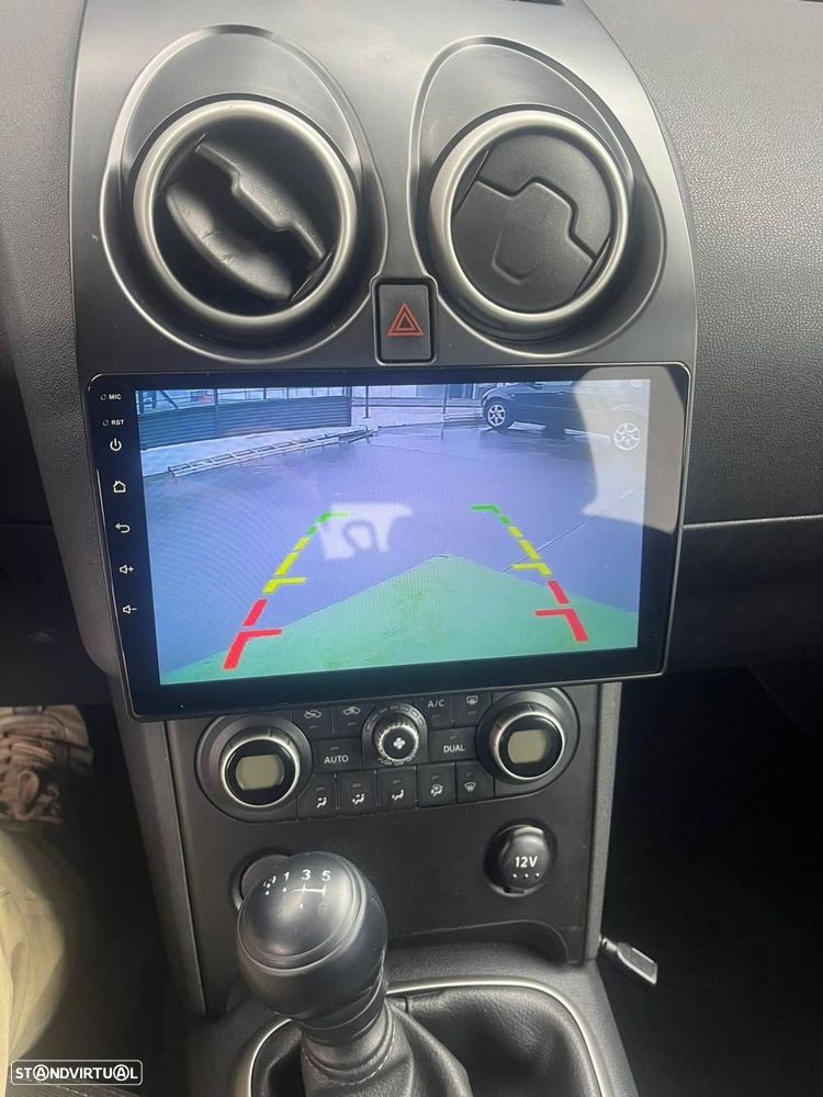 Nissan Qashqai +2 - 13