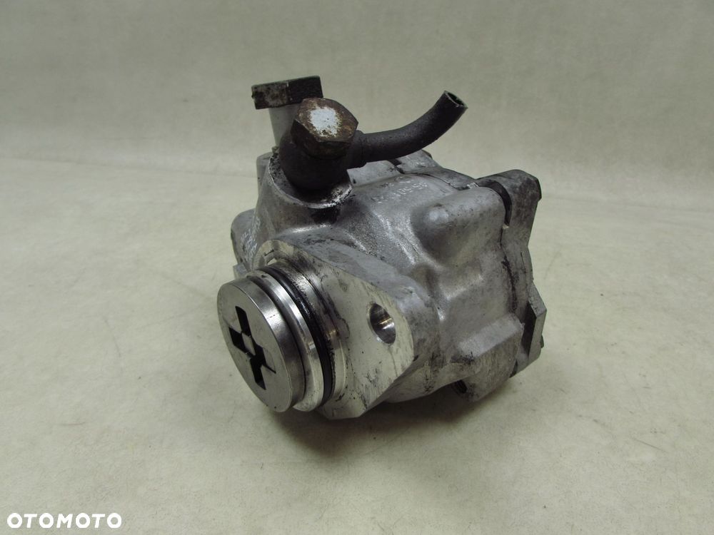 IVECO DAILY 3.0 06-14 POMPA WSPOMAGANIA 7682955133 504088697 - 2