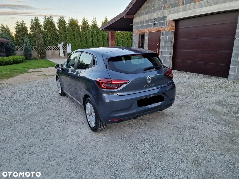 Renault Clio - 9