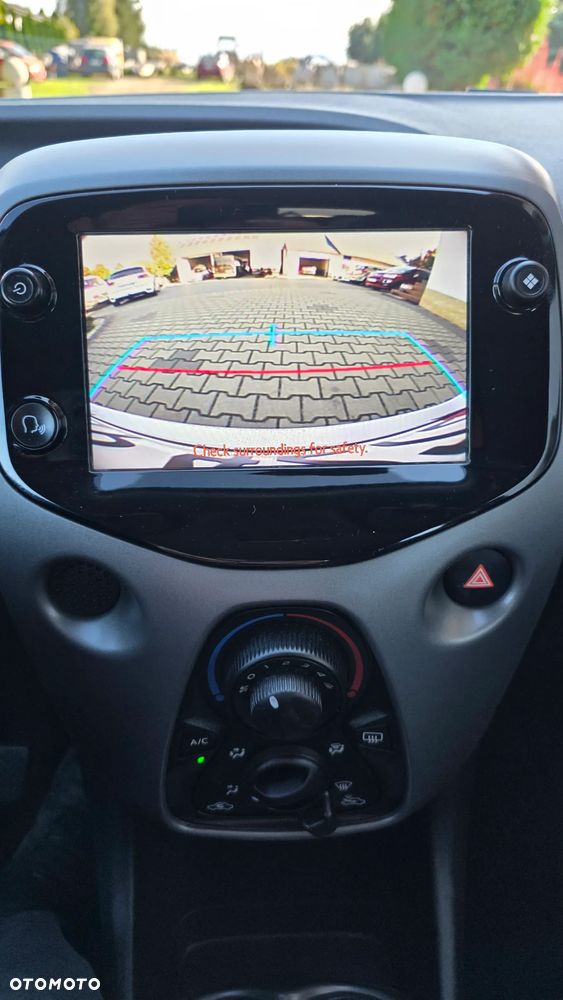 Toyota Aygo x-play club - 35