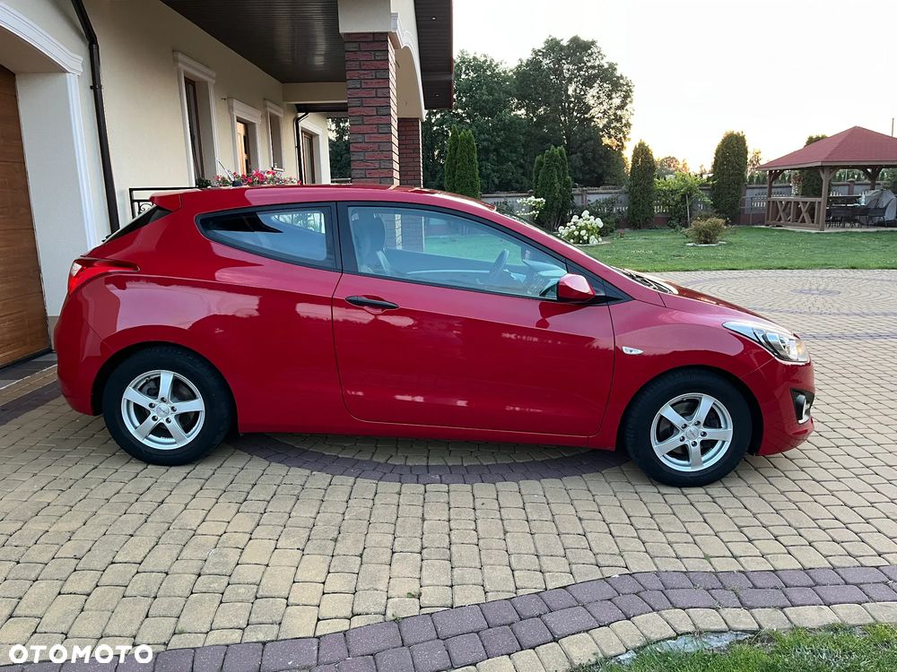 Hyundai i30 1.4 Fifa World Cup Edition - 13