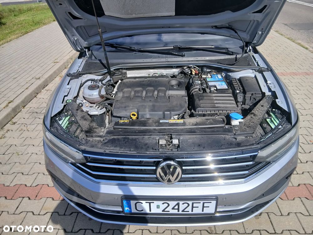 Volkswagen Passat 2.0 TDI SCR DSG Elegance - 12