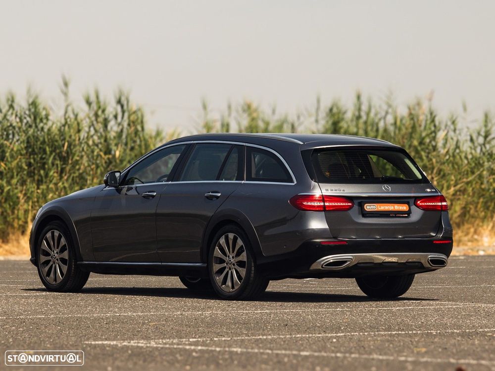 Mercedes-Benz E 220 d 4-Matic All Terrain Avantgarde + - 16