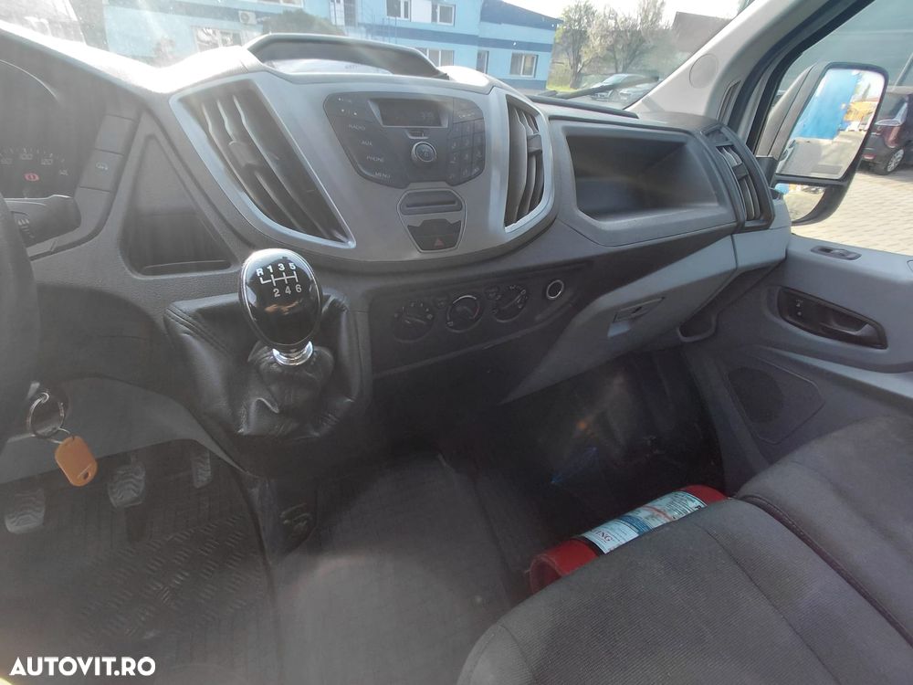 Ford Transit - 15