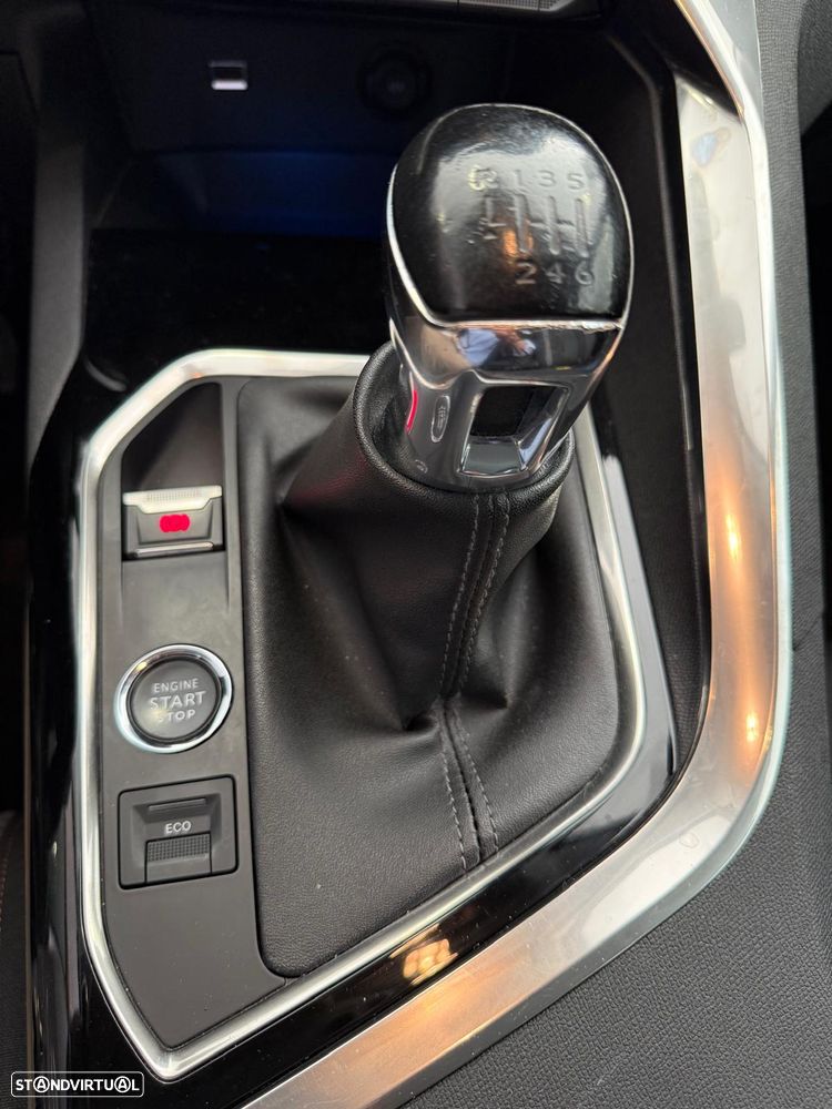 Peugeot 3008 1.5 BlueHDi Active Pack - 11